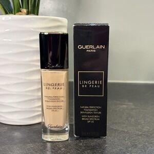 NEW Guerlain Lingerie De Peau 02C Natural Perfection Foundation SPF 20 RETIRED